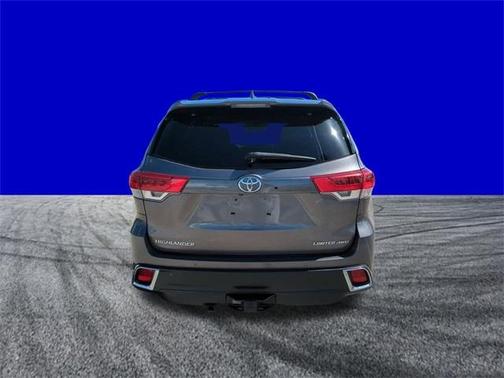 2017 Toyota Highlander Limited