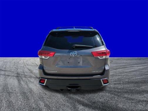 2017 Toyota Highlander Limited