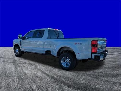 2026 Ford F-350 Platinum DRW