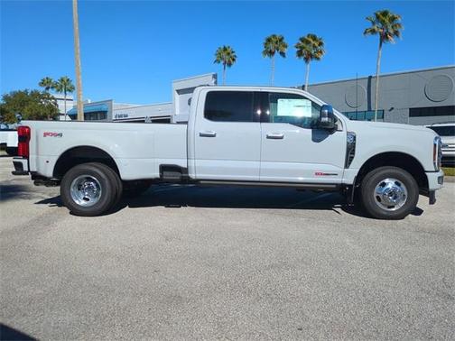 2026 Ford F-350 Platinum DRW