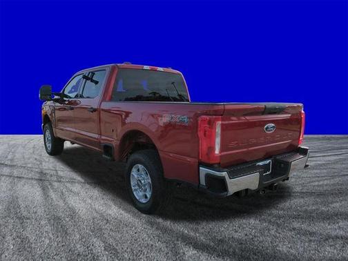 Ruby Red Metallic Tinted Clearcoat 2026 Ford F-250 XLT