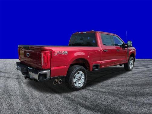 Ruby Red Metallic Tinted Clearcoat 2026 Ford F-250 XLT