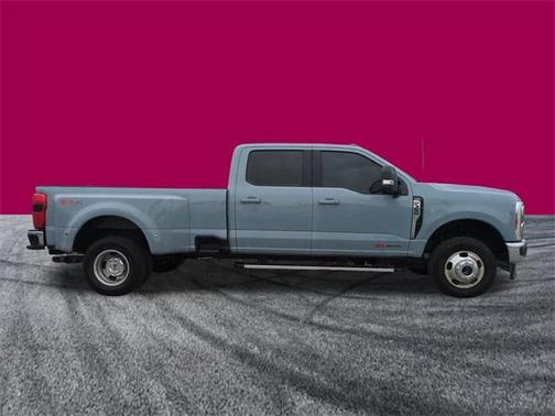 2024 Ford F-350 Lariat Super Duty