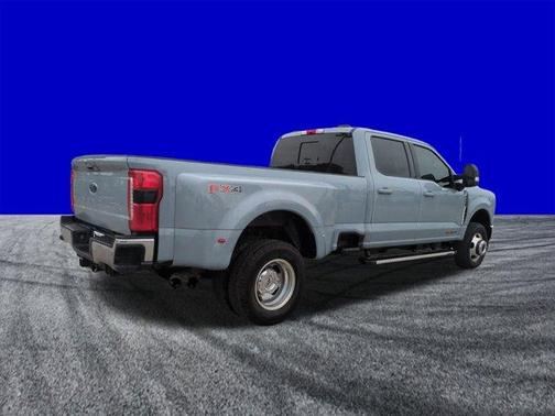 2024 Ford F-350 Lariat Super Duty