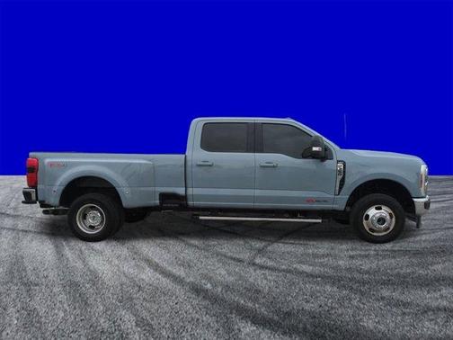 2024 Ford F-350 Lariat Super Duty
