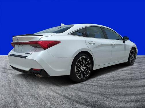 2019 Toyota Avalon XLE Touring