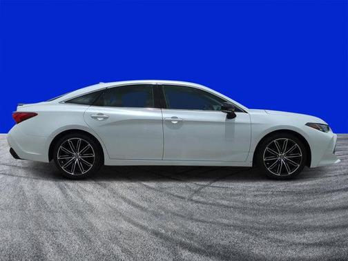 2019 Toyota Avalon XLE Touring
