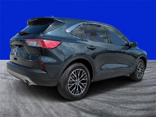 2022 Ford Escape PHEV SE