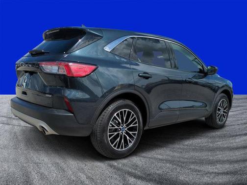 2022 Ford Escape PHEV SE