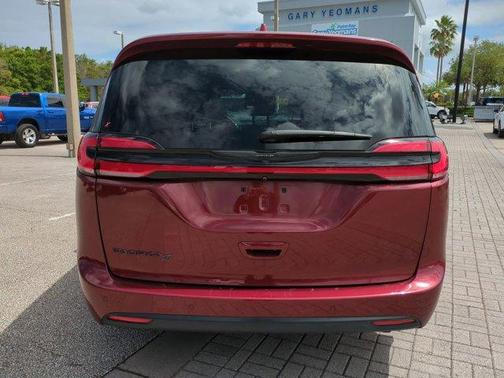 2021 Chrysler Pacifica Touring