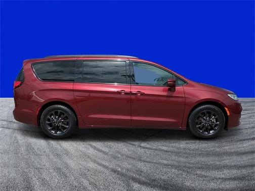 2021 Chrysler Pacifica Touring