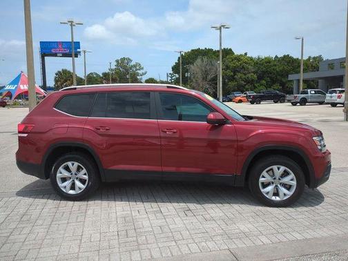 Fortana Red Metallic 2018 Volkswagen Atlas 3.6L SE