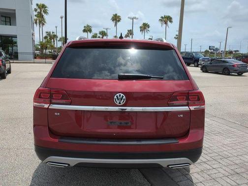 Fortana Red Metallic 2018 Volkswagen Atlas 3.6L SE