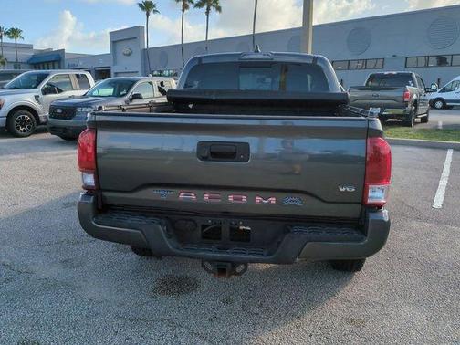 2022 Toyota Tacoma SR5