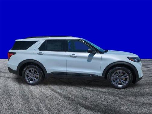 Star White 2026 Ford Explorer Active