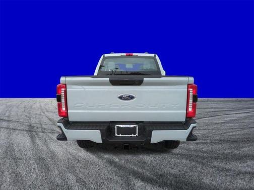 Avalanche 2026 Ford F-250 XL