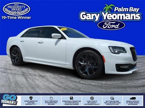 2023 Chrysler 300 S