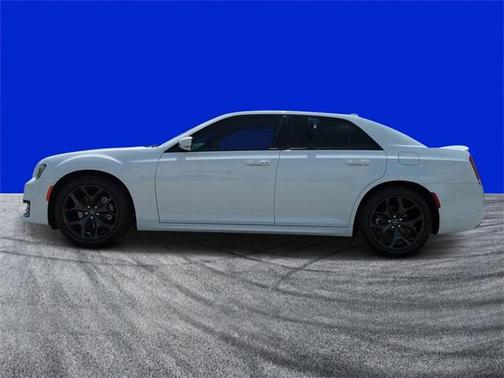 2023 Chrysler 300 S