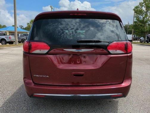2018 Chrysler Pacifica Touring-L Plus