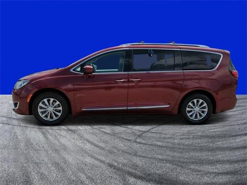 2018 Chrysler Pacifica Touring-L Plus