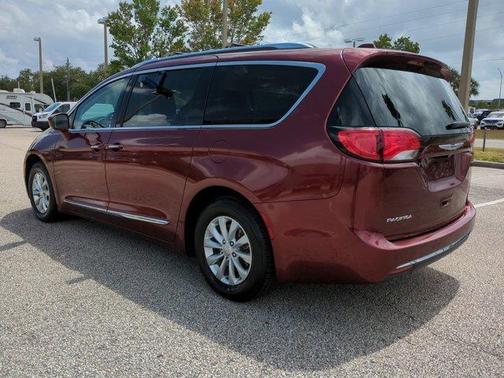 2018 Chrysler Pacifica Touring-L Plus