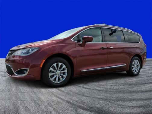 2018 Chrysler Pacifica Touring-L Plus