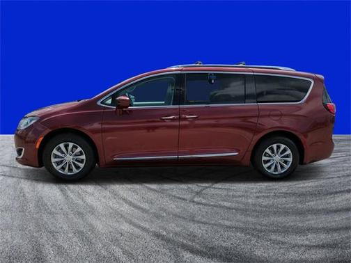 2018 Chrysler Pacifica Touring-L Plus