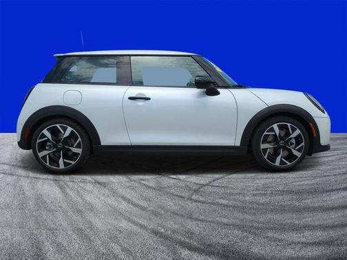2025 MINI Hardtop SIGNATURE PLUS