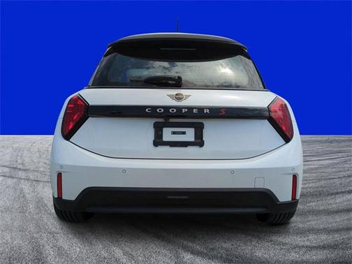 2025 MINI Hardtop SIGNATURE PLUS