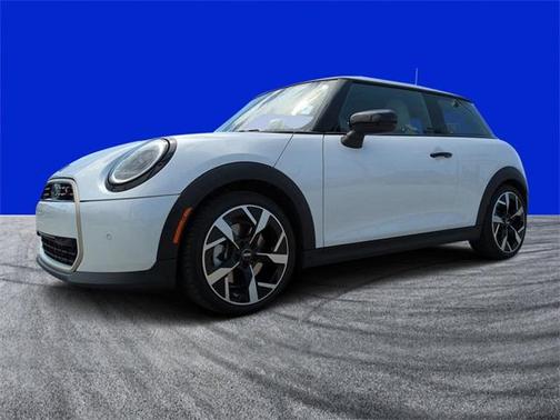 2025 MINI Hardtop SIGNATURE PLUS