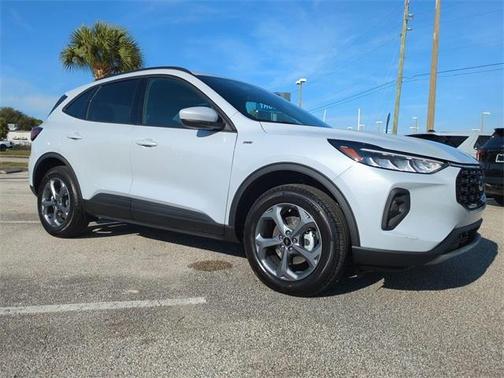 2026 Ford Escape ST-Line Select