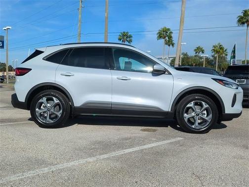 2026 Ford Escape ST-Line Select