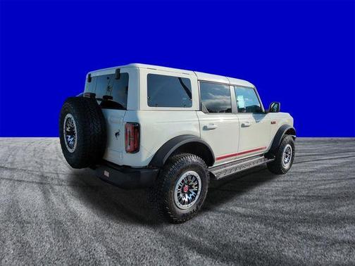 Wimbledon White 2026 Ford Bronco Outer Banks