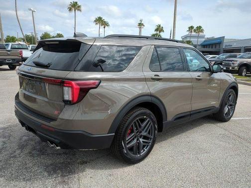 Gray 2026 Ford Explorer ST