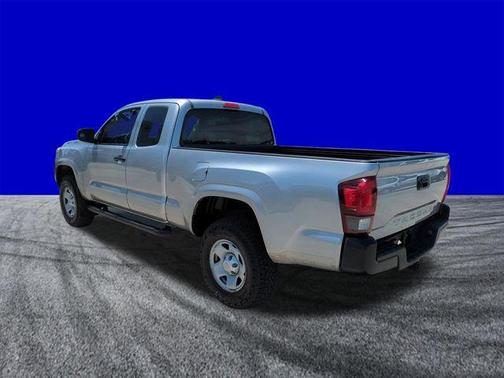 Silver Sky Metallic 2018 Toyota Tacoma SR