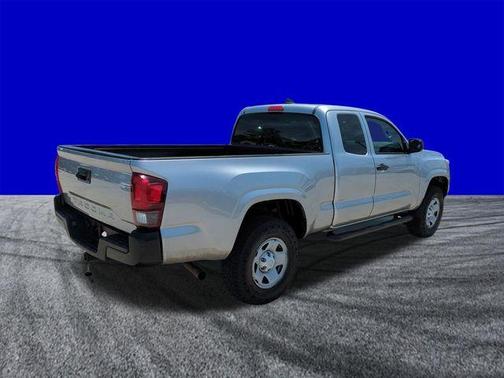 Silver Sky Metallic 2018 Toyota Tacoma SR
