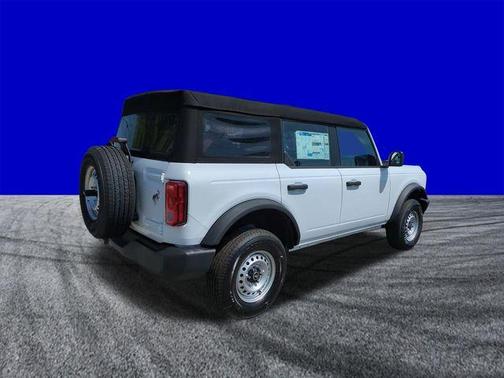 Oxford White 2026 Ford Bronco Base