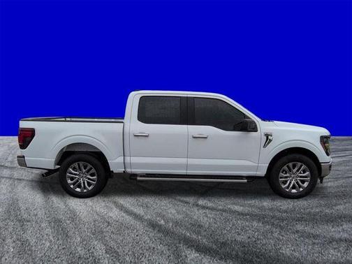 Oxford White 2026 Ford F-150 XLT