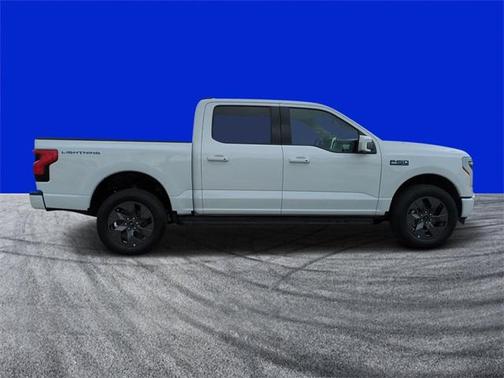 2025 Ford F-150 Lightning LARIAT