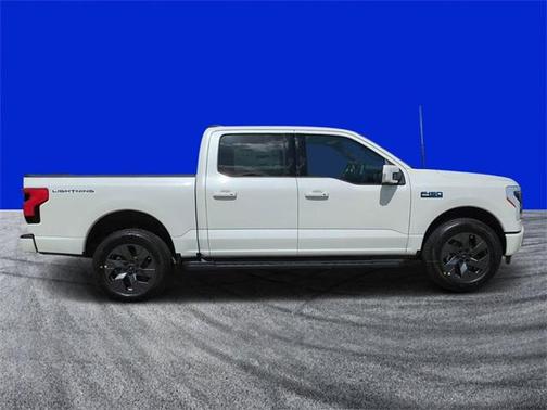 2025 Ford F-150 Lightning LARIAT