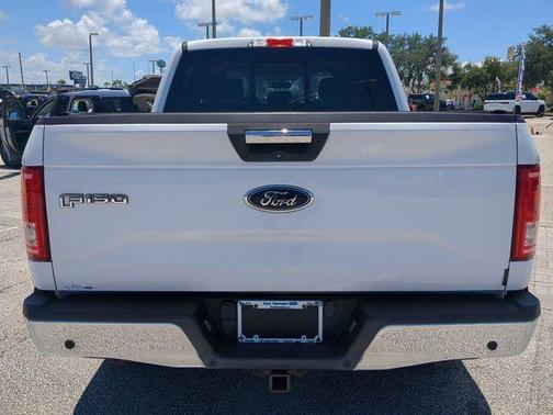 Oxford White 2016 Ford F-150 XLT
