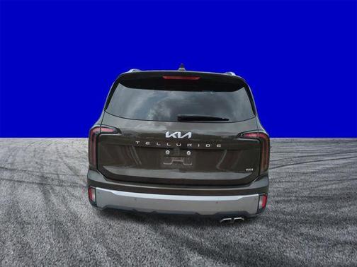 Dark Moss 2023 Kia Telluride EX