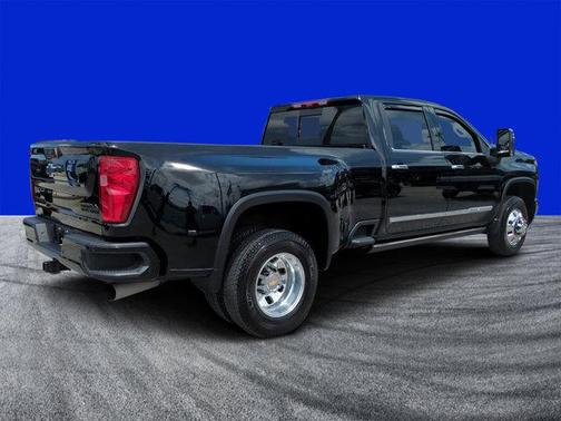 2025 Chevrolet Silverado 3500 High Country