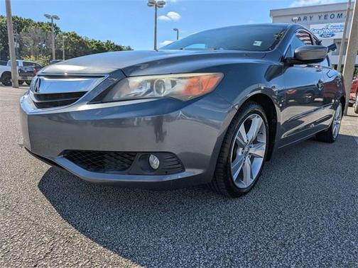 2013 Acura ILX 2.0L w/Premium Package