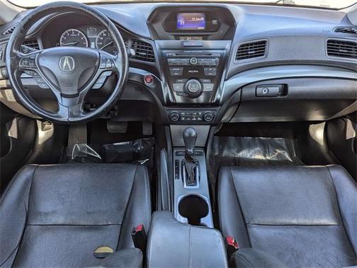 2013 Acura ILX 2.0L w/Premium Package