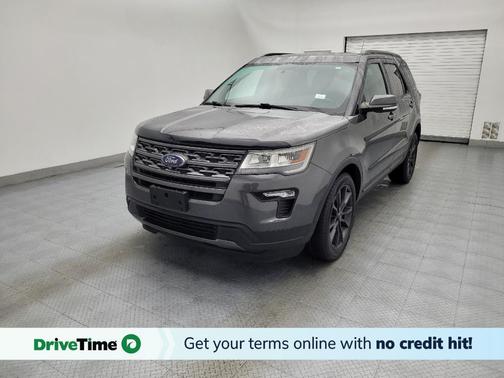 Magnetic Metallic 2018 Ford Explorer XLT