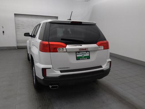 White 2017 GMC Terrain SLE-1