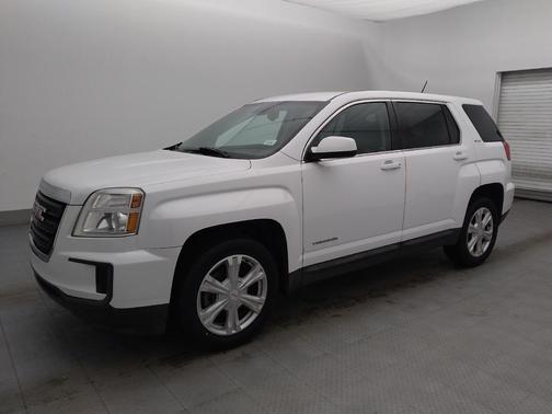 White 2017 GMC Terrain SLE-1