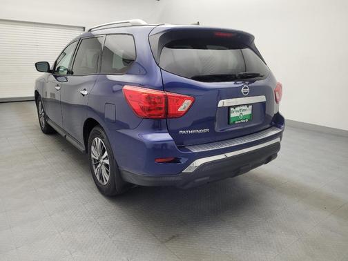 2017 Nissan Pathfinder S