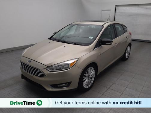 White Gold Metallic 2018 Ford Focus Titanium